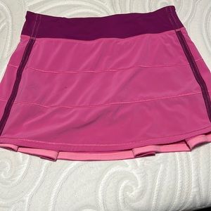 Size 8 Lululemon skirt